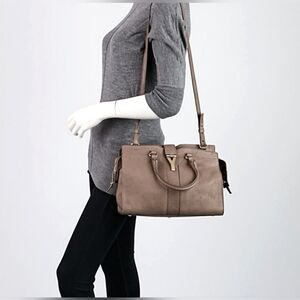 Saint Laurent Leather Shoulder Bag or Crossbody Bag